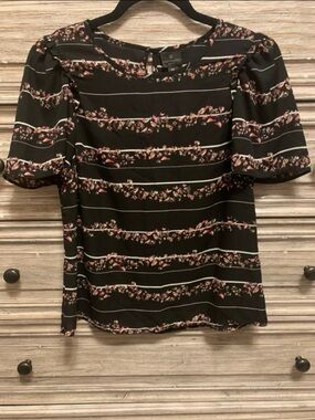 Worthington Black Floral & White Stripe Puff Sleeve Top